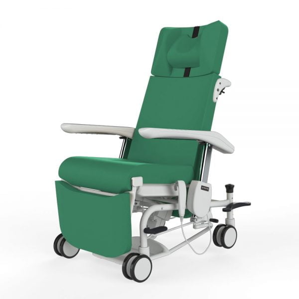 Fauteuil électrique médical Gaia sur roulettes de trois quart Navailles