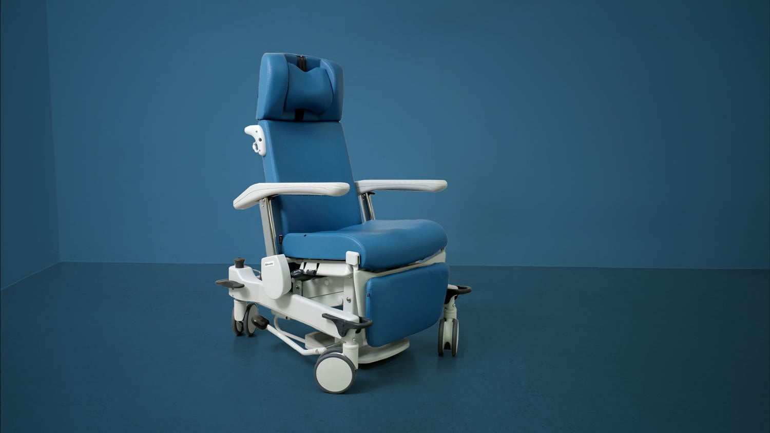 Fauteuil à hauteur varibale médical gaia lift up navailles