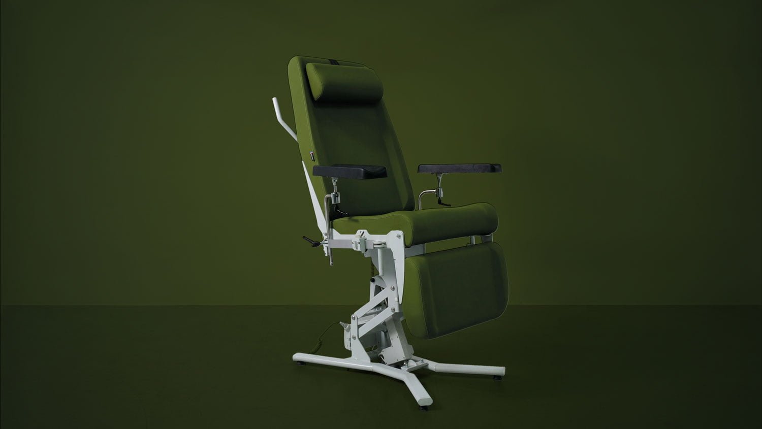 Fauteuil de prélévement THEIA Navailles vue de trois quart vert