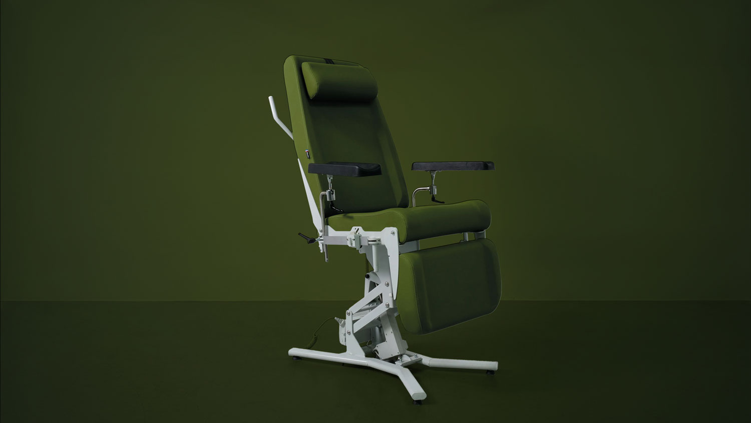 fauteuil theia en kalytera vert conçu pour les prélèvement infirmiers