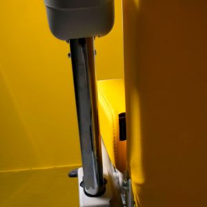 accoudoirs fauteuil d'hébergement avec garde-robe adapté aux patients à mobilité réduite Selene Navailles